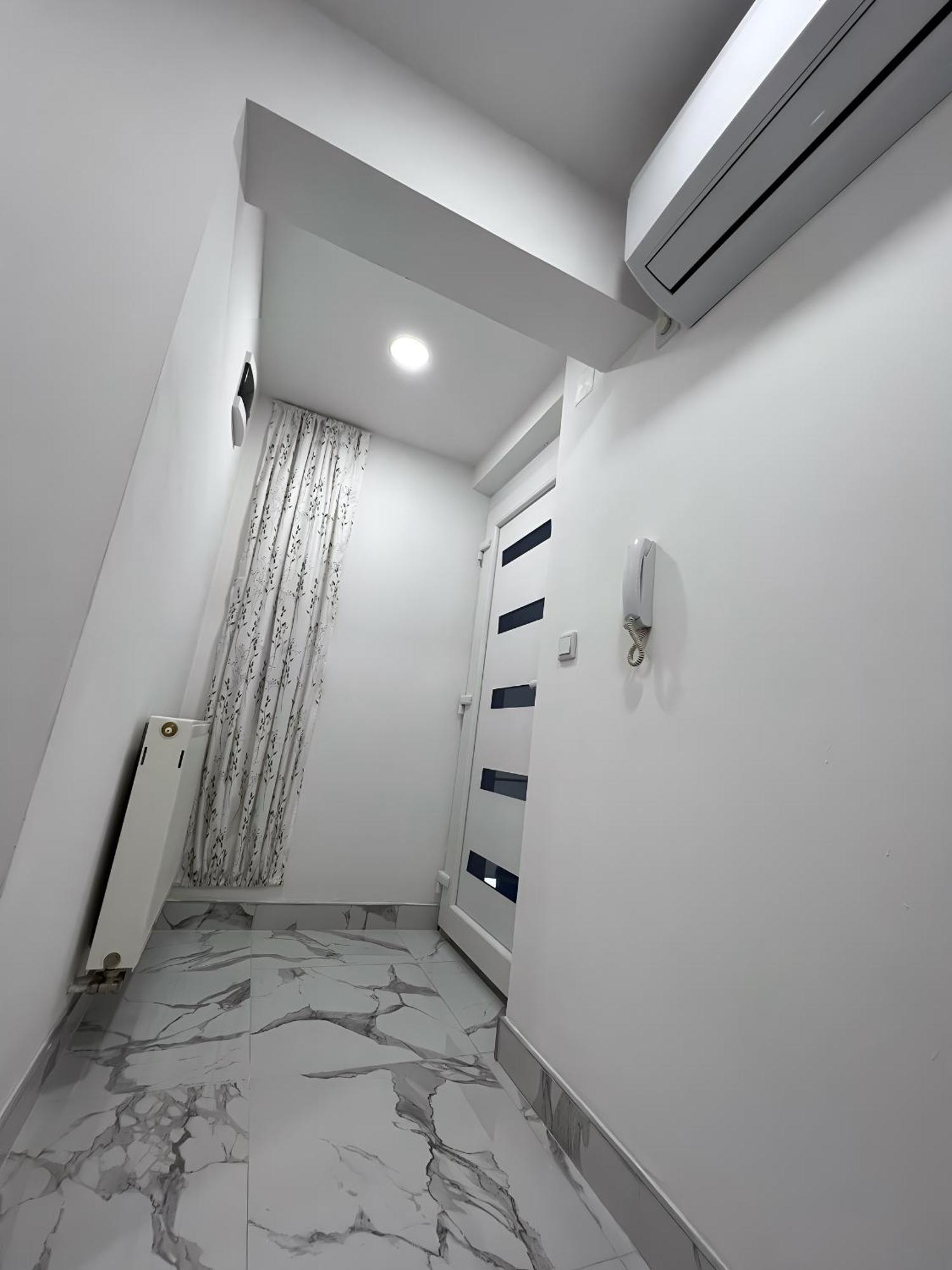 No1 Lux Apartment In Heart Of サラエヴォ エクステリア 写真