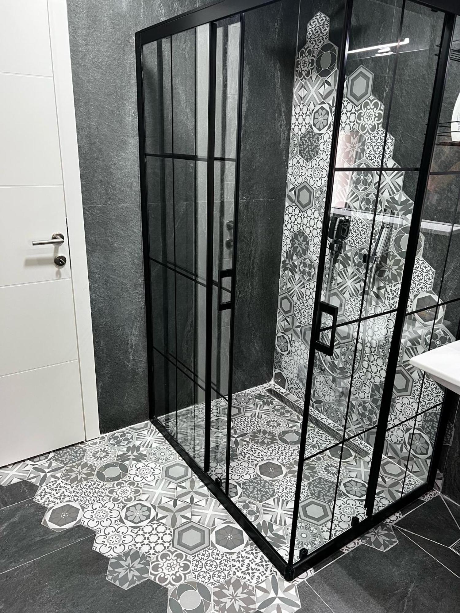 No1 Lux Apartment In Heart Of サラエヴォ エクステリア 写真