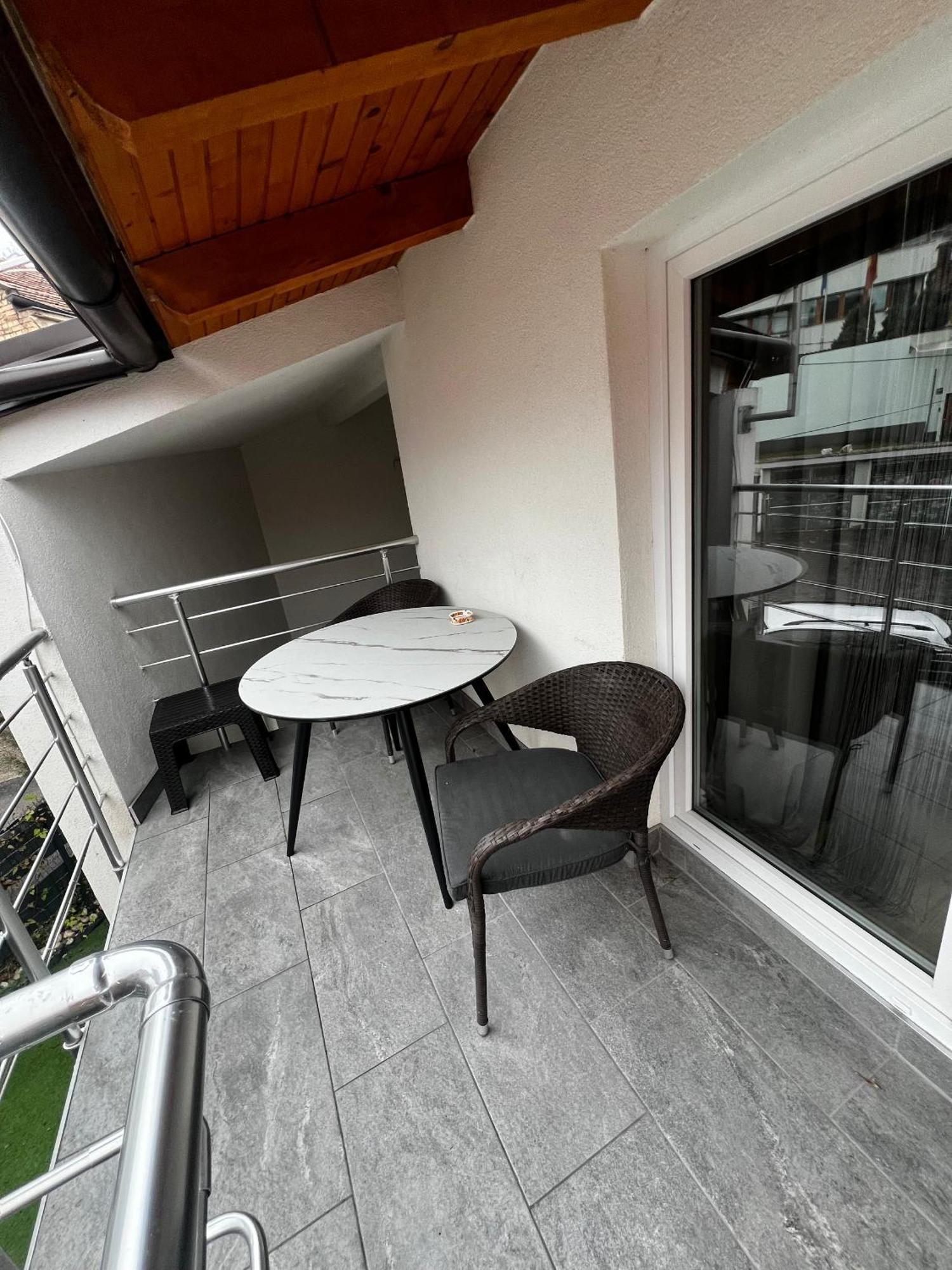 No1 Lux Apartment In Heart Of サラエヴォ エクステリア 写真