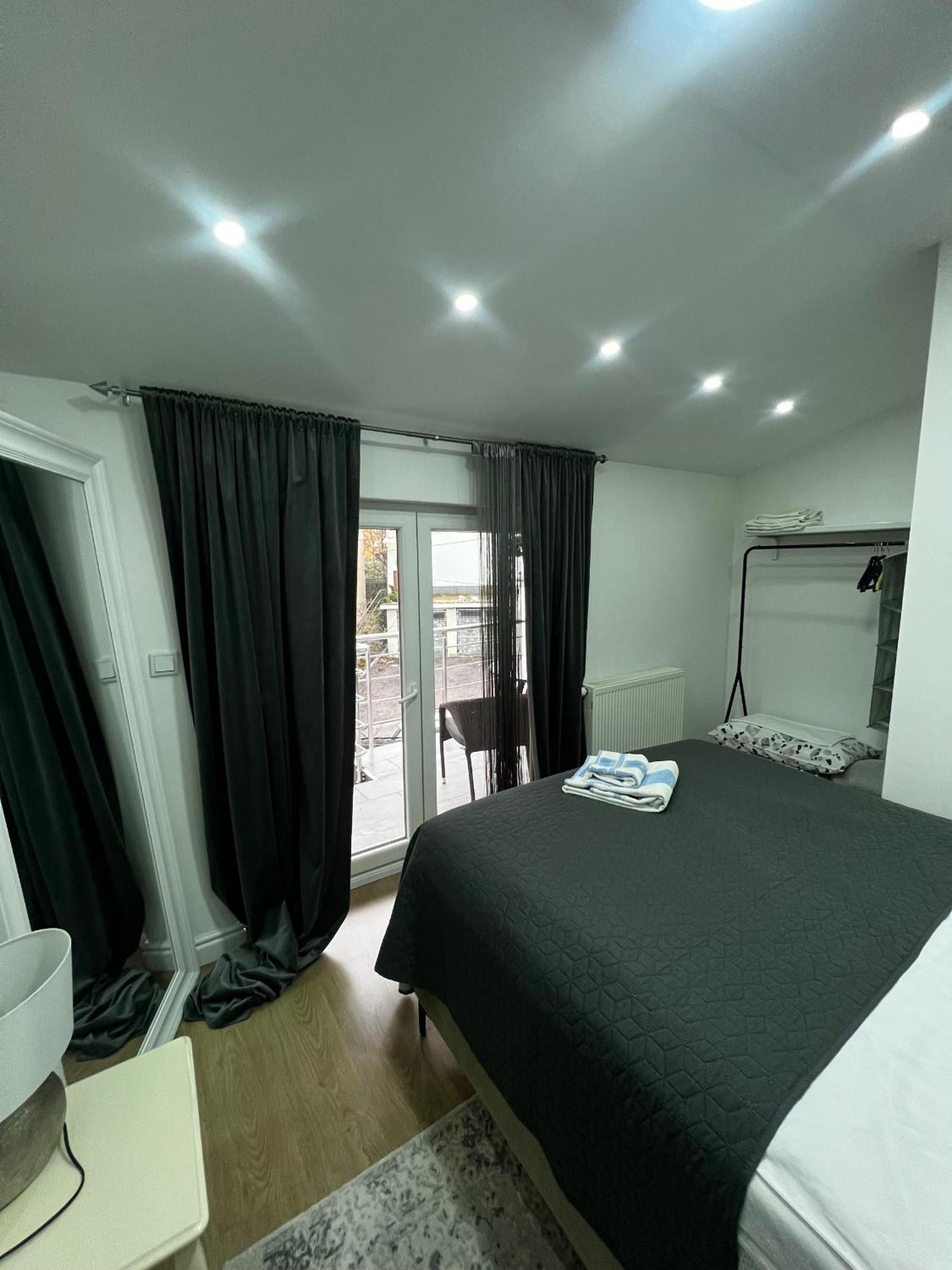 No1 Lux Apartment In Heart Of サラエヴォ エクステリア 写真